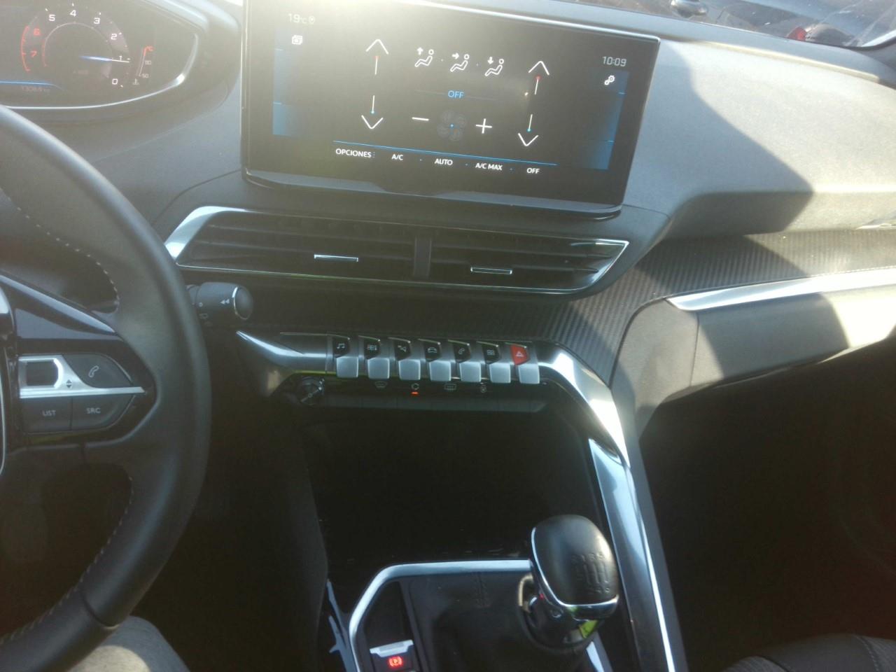 Foto Peugeot 3008 7