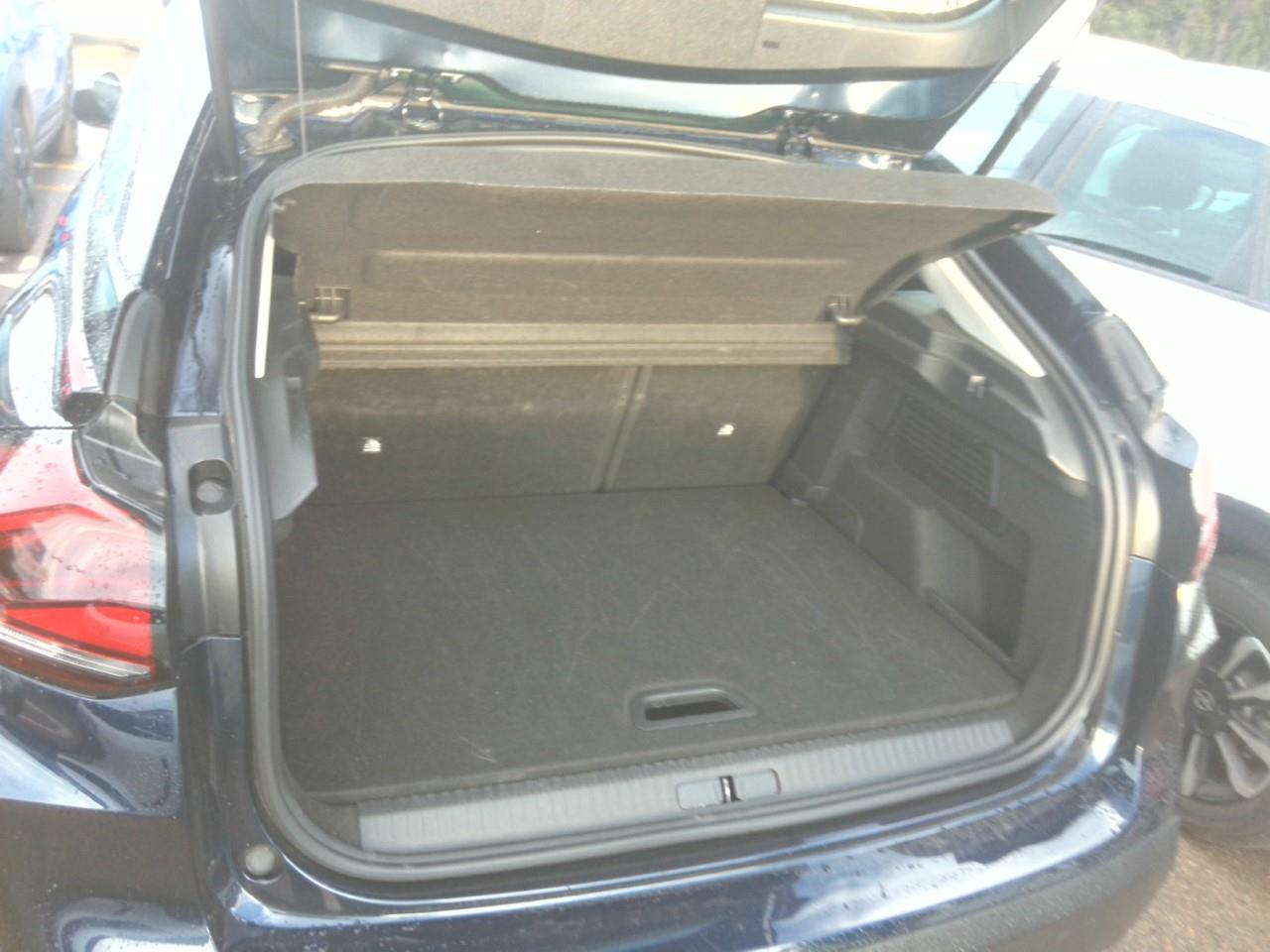 Foto Citroën C4 X 17