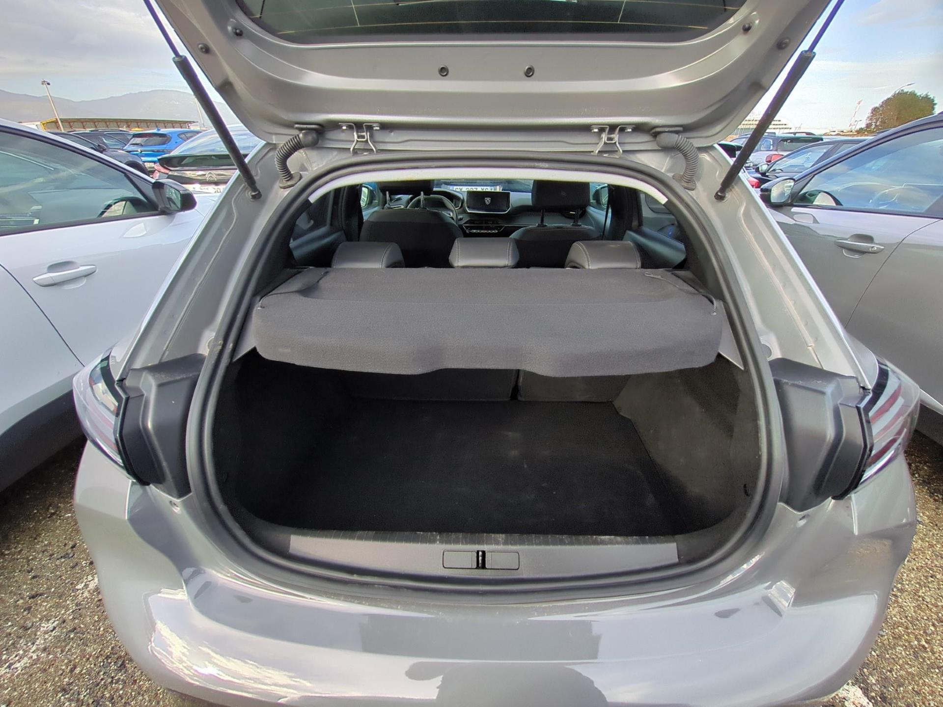 Peugeot 208 Hybrid 100 e-DCS6 Allure 2024
