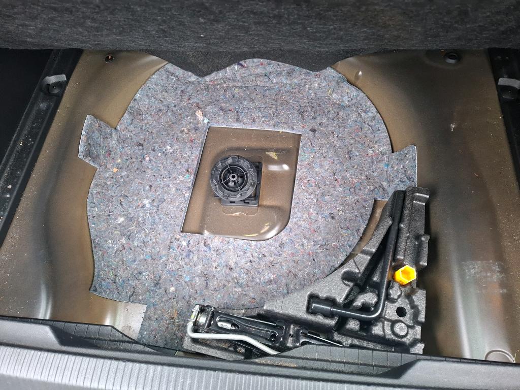 Peugeot 2008 BlueHDi 110 S&S BVM6 Active Pack 2022