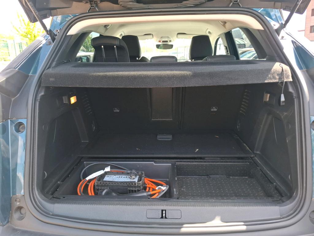 Peugeot 3008 Hybrid 225 e-EAT8 Allure 2021