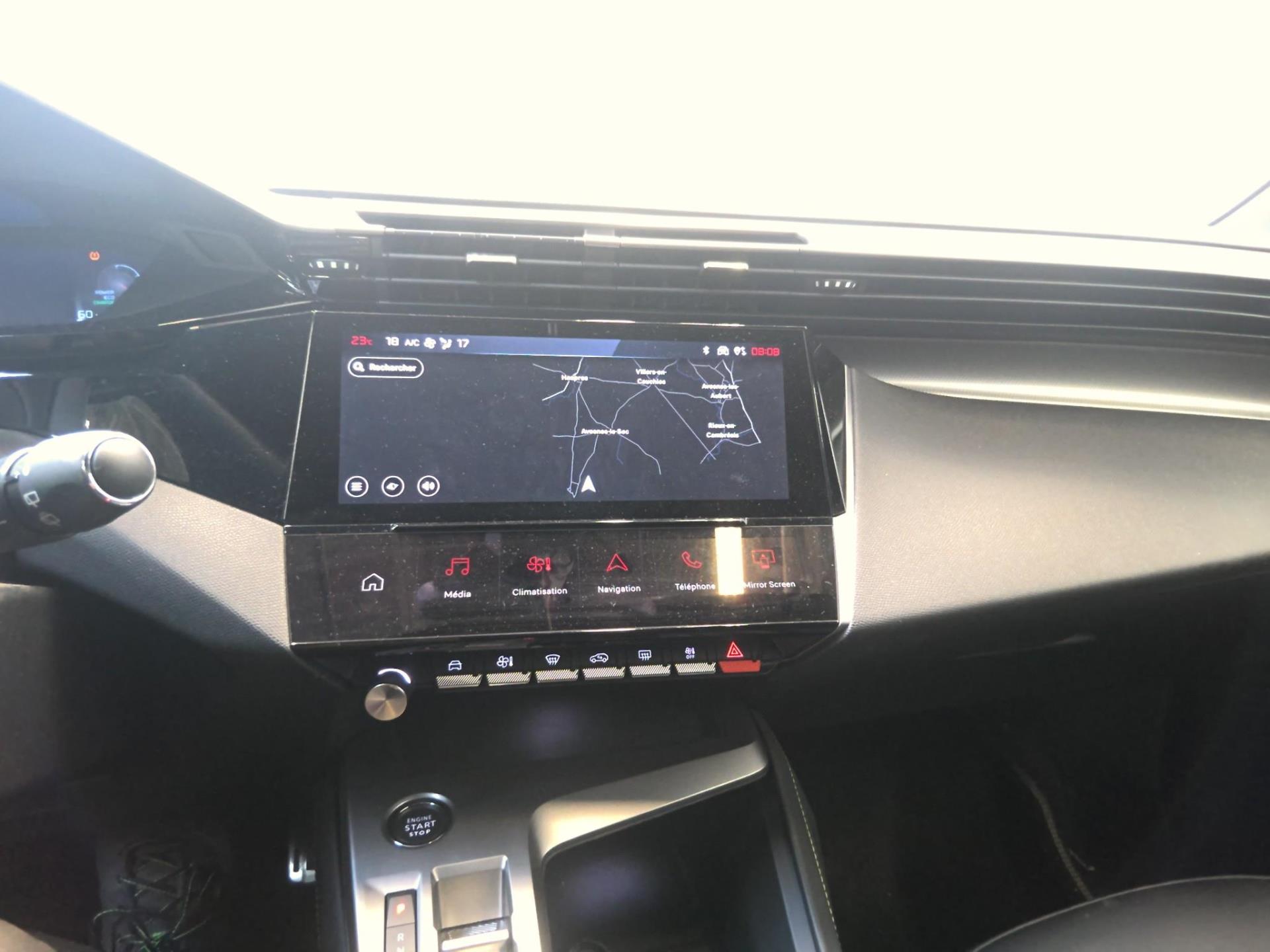 Peugeot 308 SW Hybrid 136 e-DCS6 GT 2025