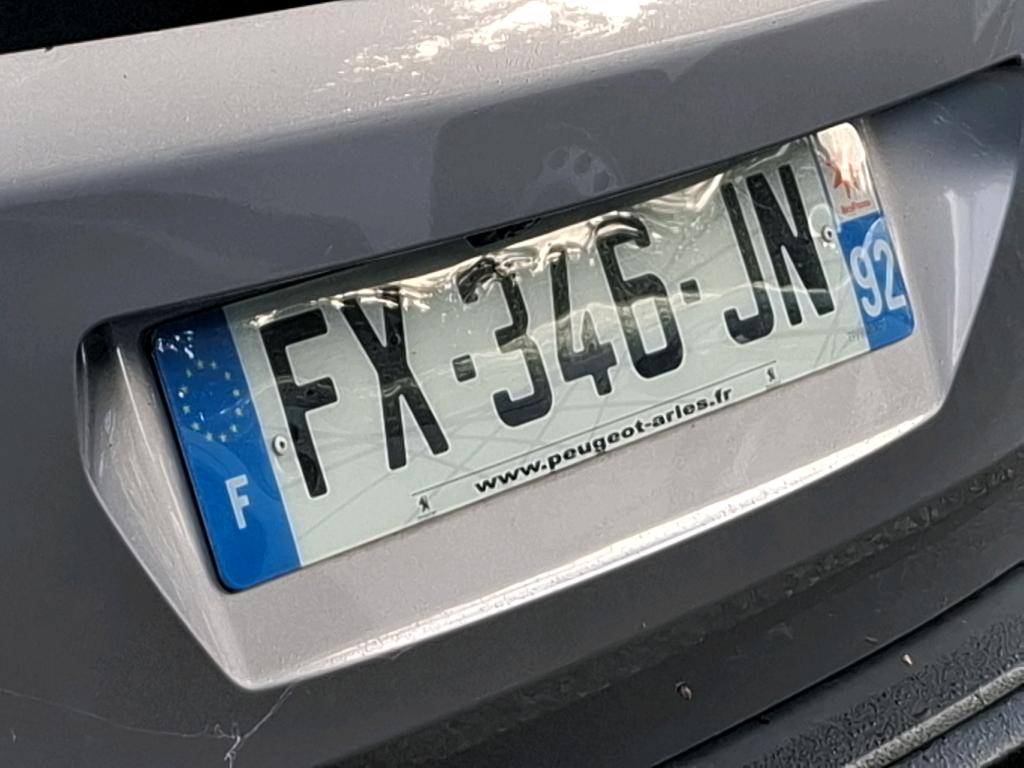 Peugeot 3008 BlueHDi 130ch S&S EAT8 Active Business 2021