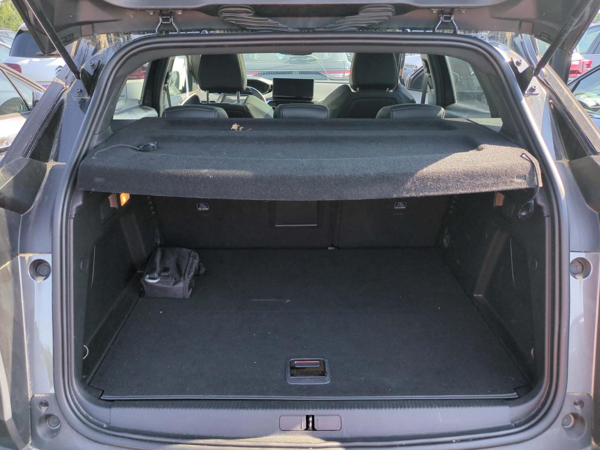 Peugeot 3008 Hybrid 225 e-EAT8 GT 2023