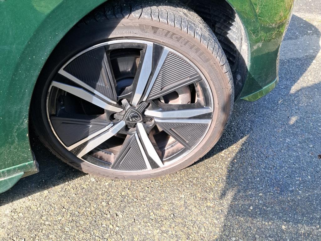 Peugeot 308 PHEV 180 e-EAT8 GT 2024