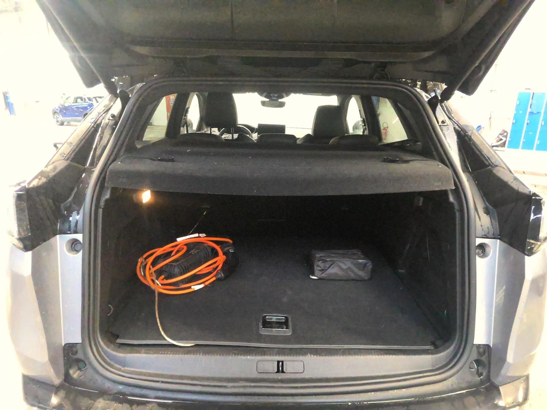 Peugeot 3008 Hybrid4 300 e-EAT8 GT Pack 2022