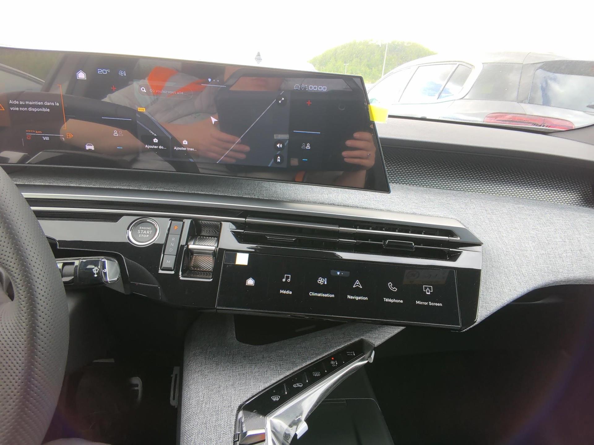 Peugeot 3008 Hybrid 136 e-DCS6 GT 2024