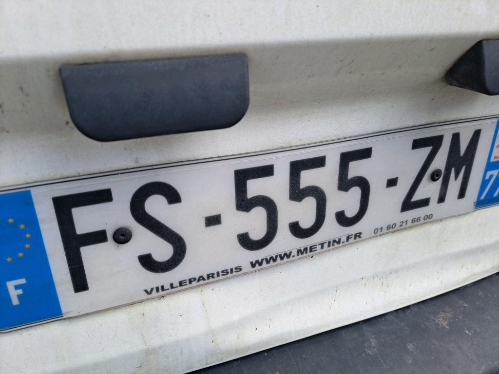 Peugeot PARTNER FOURGON STANDARD 650 KG BLUEHDI 100 S&S BVM5 PREMIUM 2020