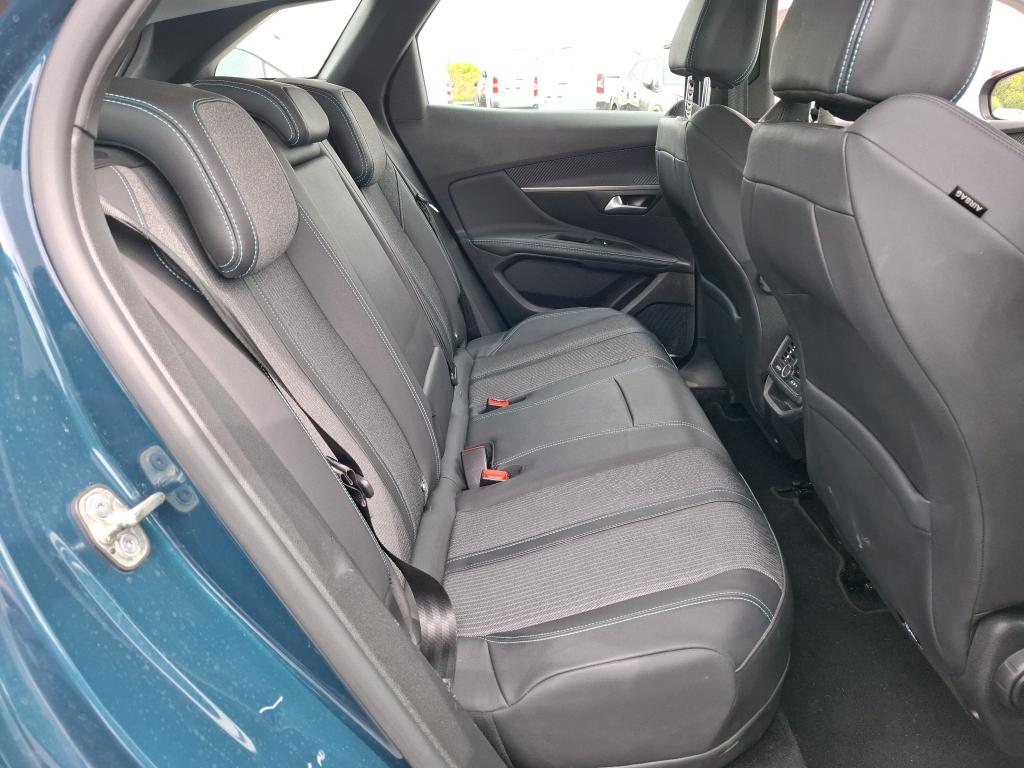 Peugeot 3008 Hybrid 225 e-EAT8 Active Pack 2022