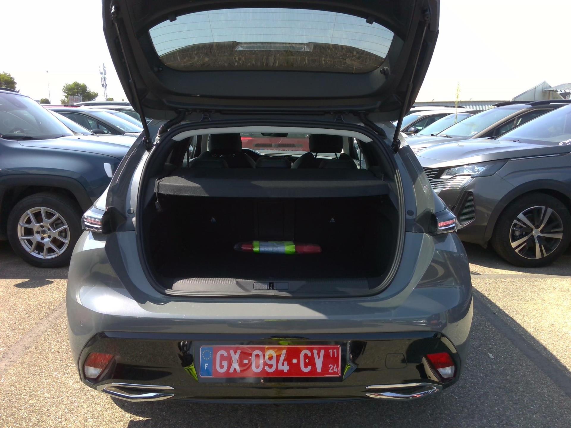 Peugeot 308 PHEV 180 e-EAT8 Allure 2024