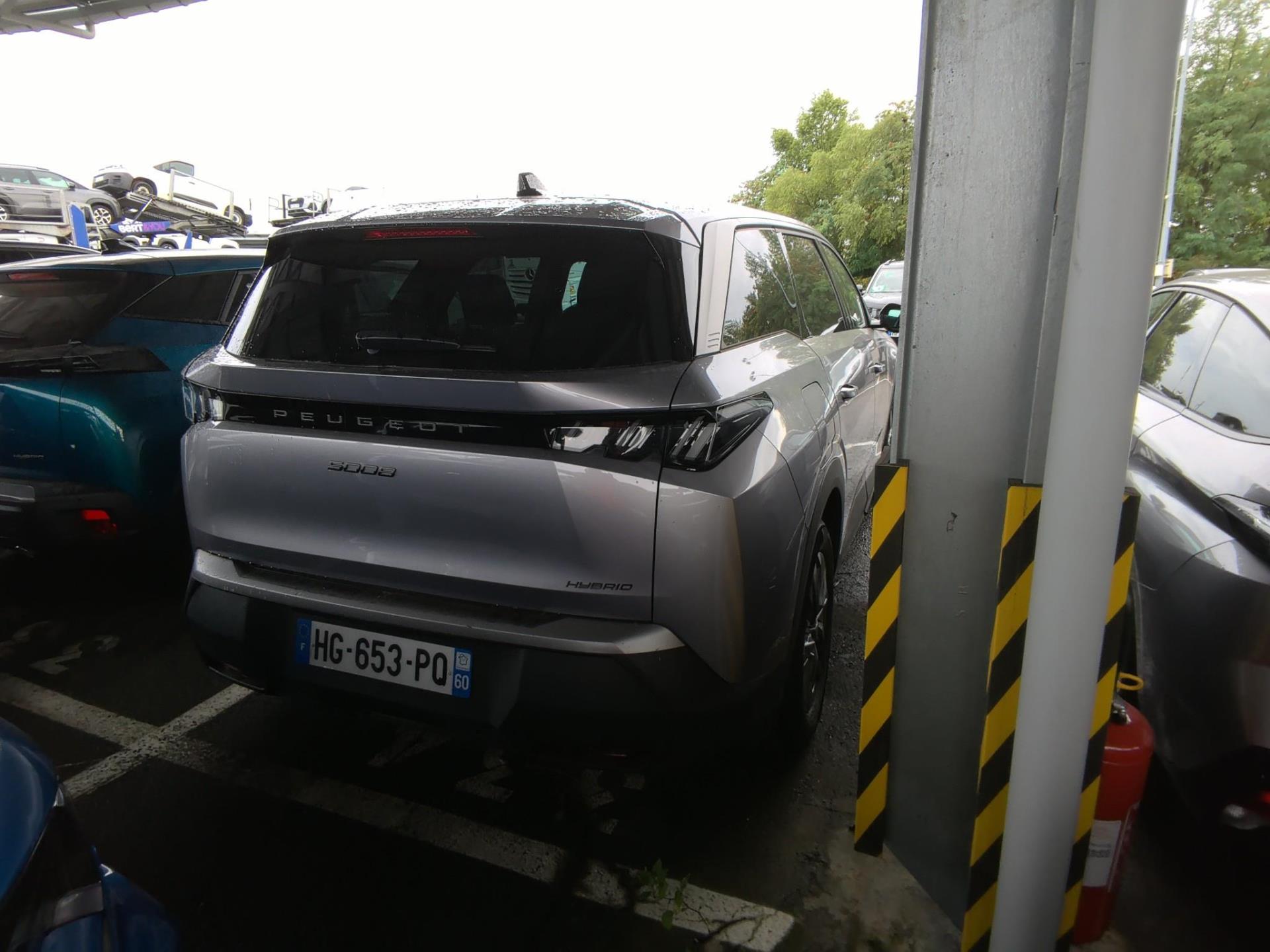 Peugeot 5008 Hybrid 145 ch e-DCS6 Allure 2025