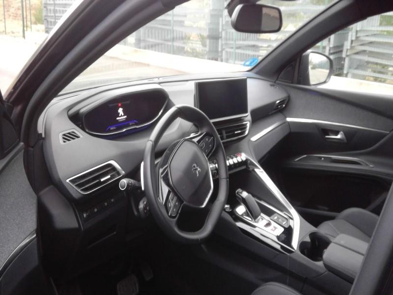 Foto Peugeot 3008 Hybrid 5