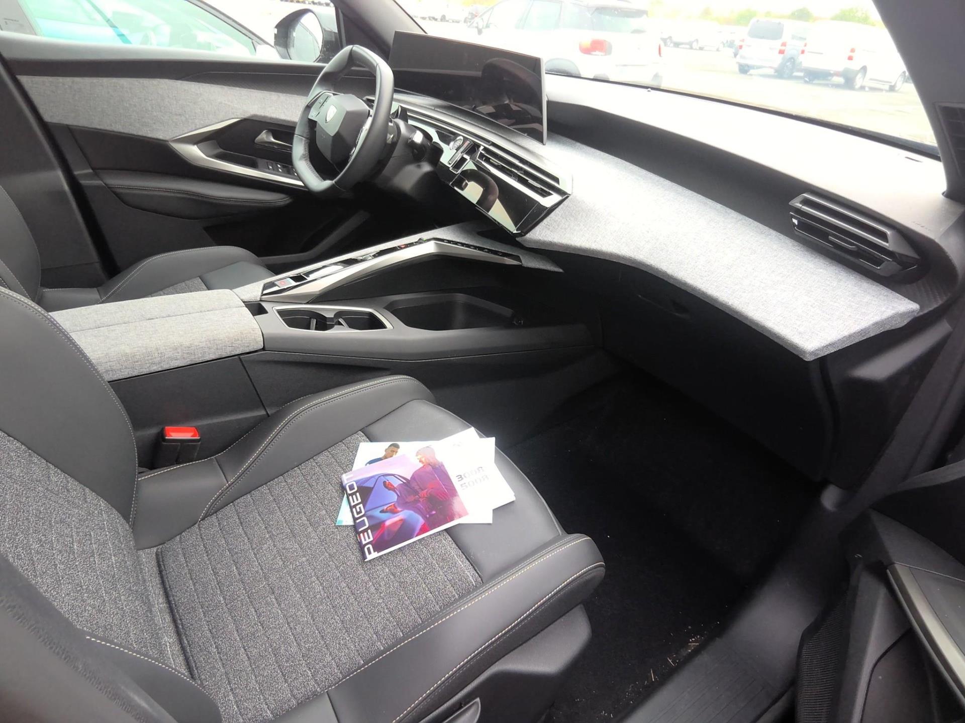 Peugeot 5008 Electrique 210 ch 73 kWh Allure 2026