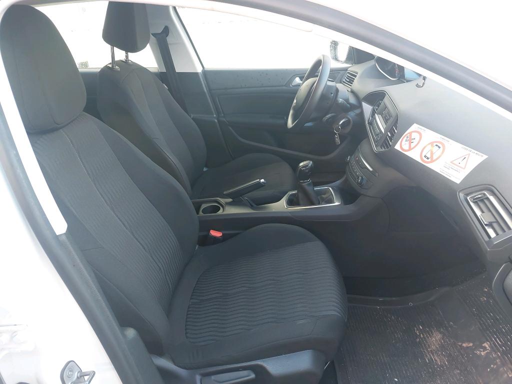 Peugeot 308 1.6 BlueHDi 100ch S&S BVM5 Access 2018