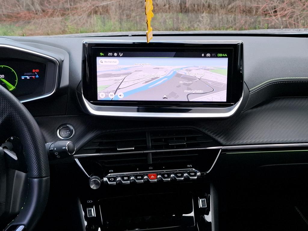 Peugeot 2008 PureTech 130 S&S EAT8 GT 2024