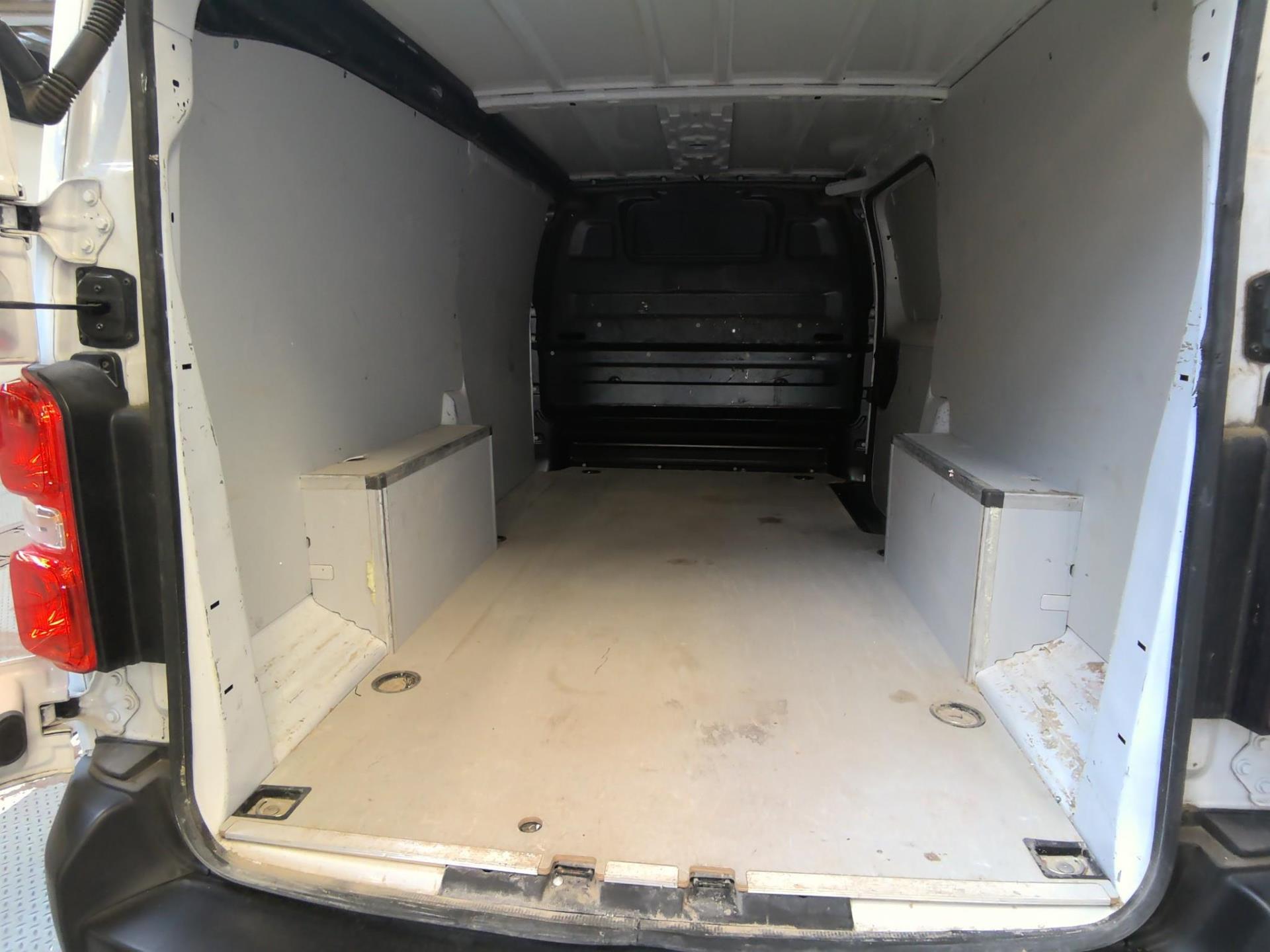 Peugeot EXPERT FGN XL BLUEHDI 120 S&S BVM6  2024