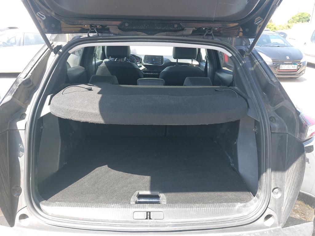 Peugeot 2008 BlueHDi 130 S&S EAT8 Allure 2022