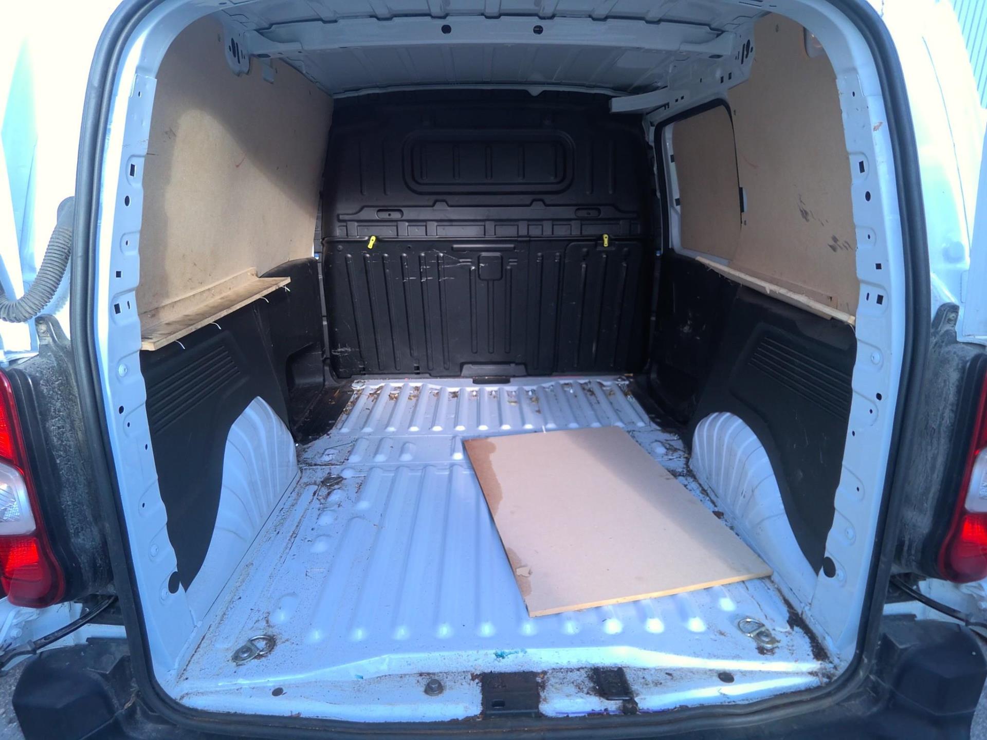 Peugeot PARTNER FOURGON M 950 KG BLUEHDI 100 S&S BVM6 2023