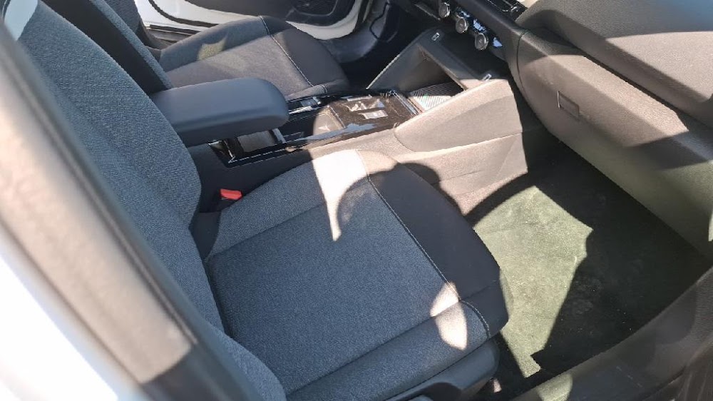 Foto Citroën ë-C4 17