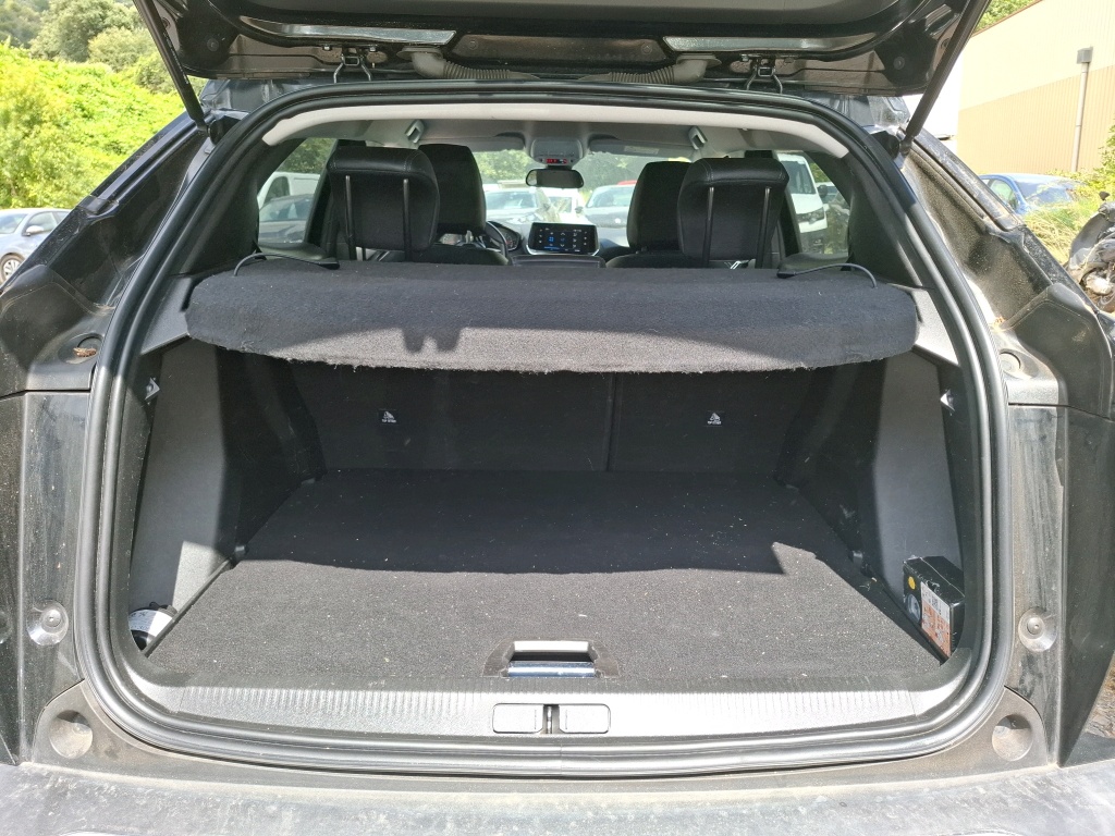Peugeot 2008 BlueHDi 110 S&S BVM6 Allure 2021