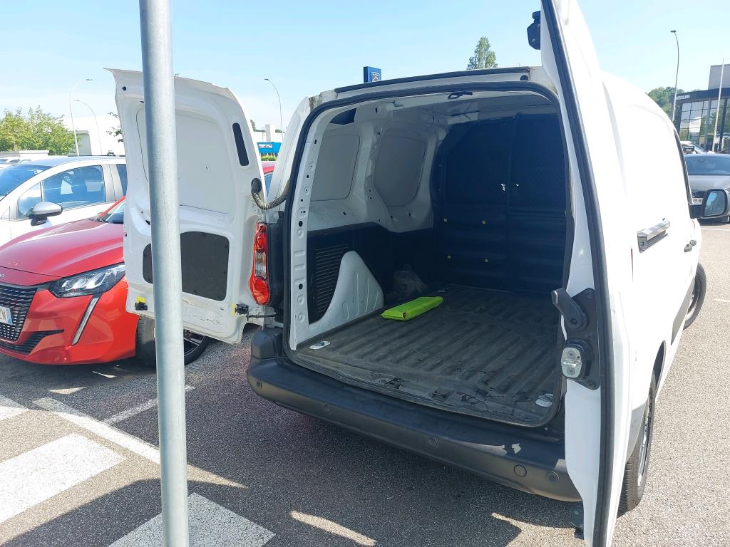 Peugeot PARTNER FOURGON STANDARD 1.6 BLUEHDI 100 BVM5 PREMIUM 2017