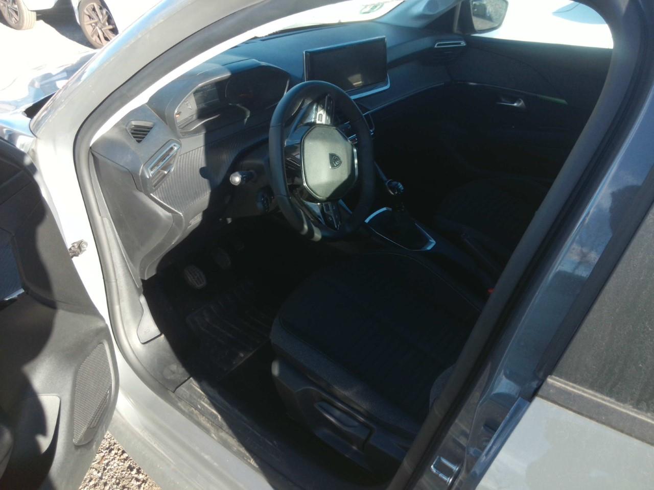 Foto Peugeot 208 3