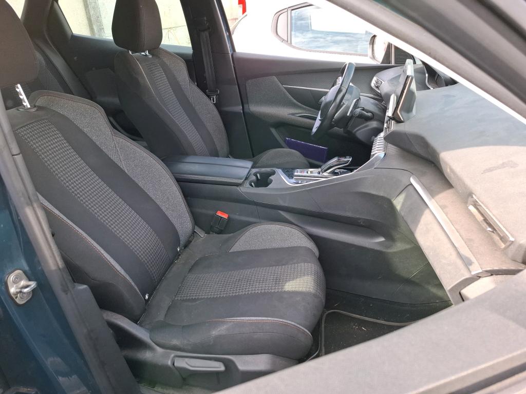 Peugeot 3008 BlueHDi 130ch S&S EAT8 Active Business 2021