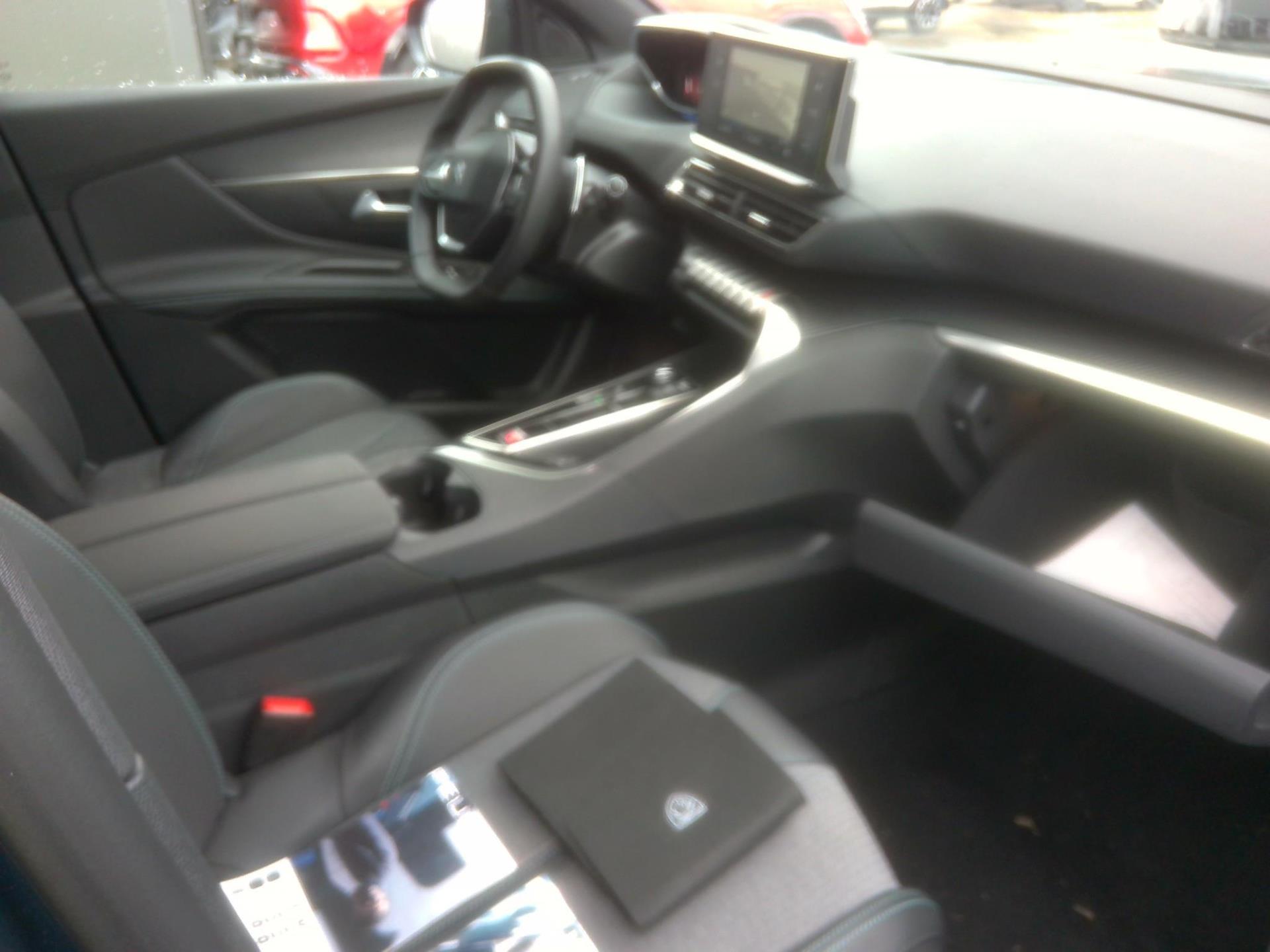 Peugeot 3008 PureTech 130ch S&S EAT8 Allure Pack 2023