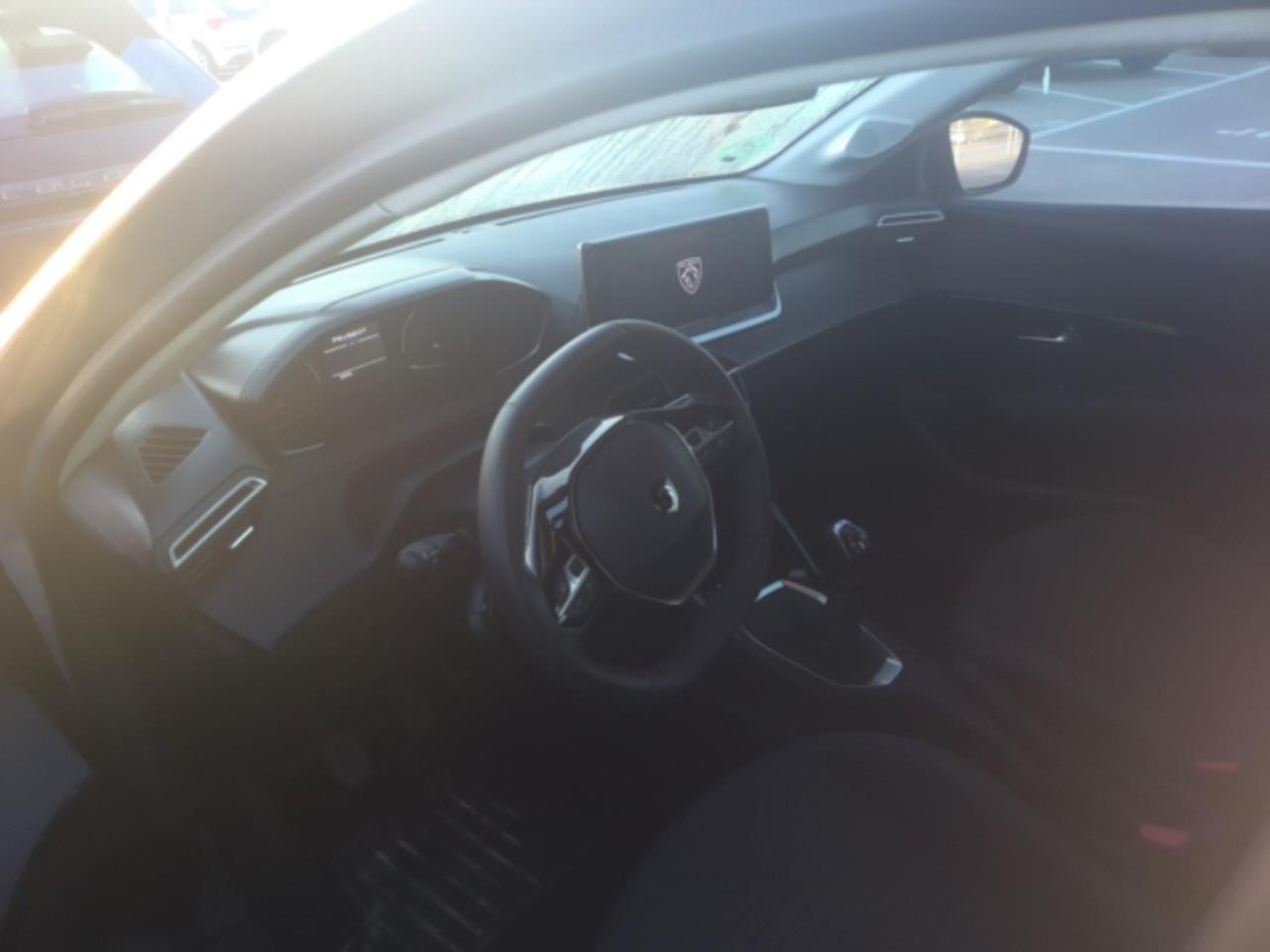 Foto Peugeot 208 3