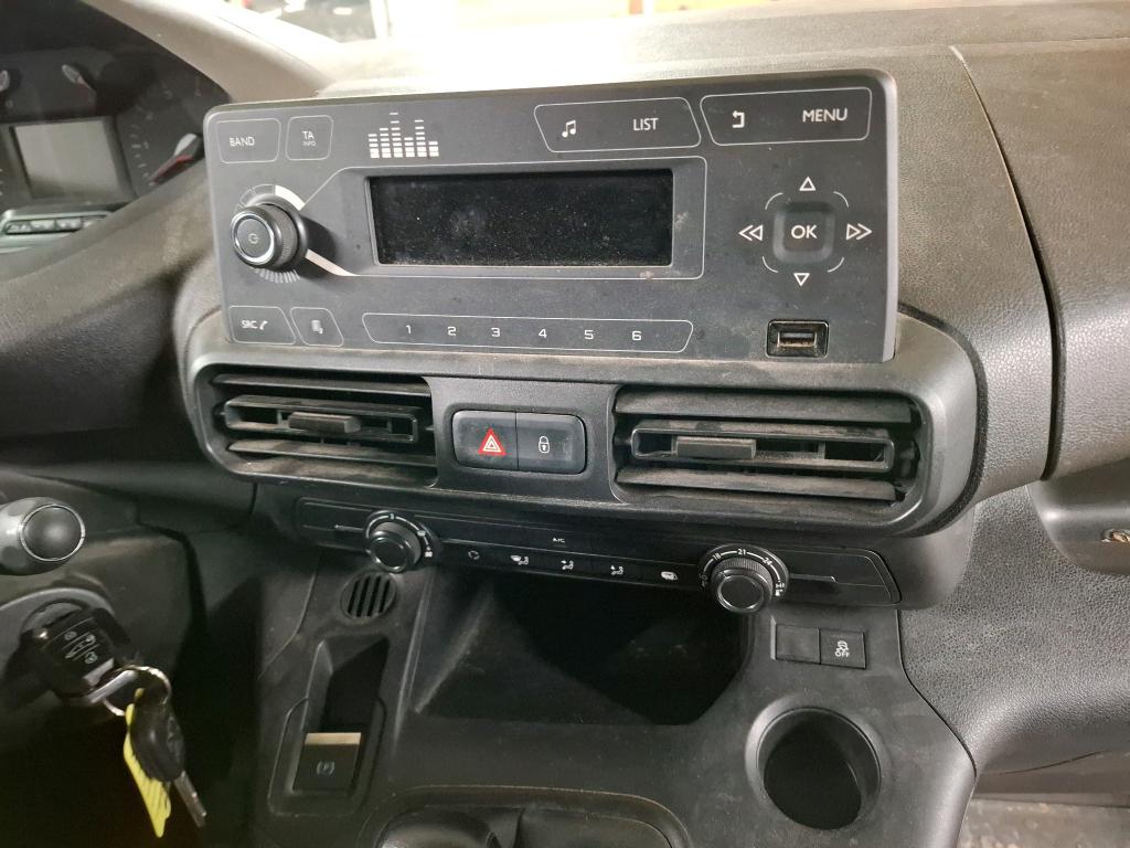 Peugeot PARTNER FOURGON STANDARD 650 KG BLUEHDI 100 S&S BVM5 PREMIUM 2019