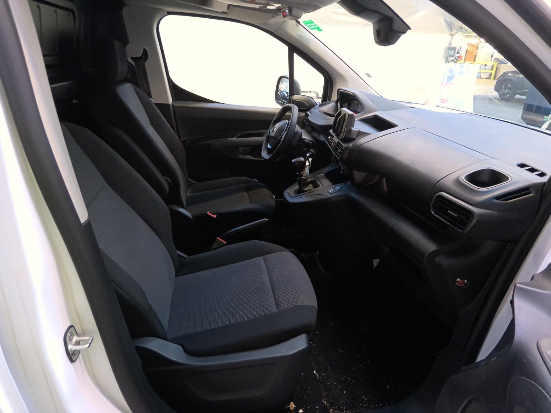 Peugeot PARTNER FOURGON XL 950 KG BLUEHDI 100 S&S BVM6 2024