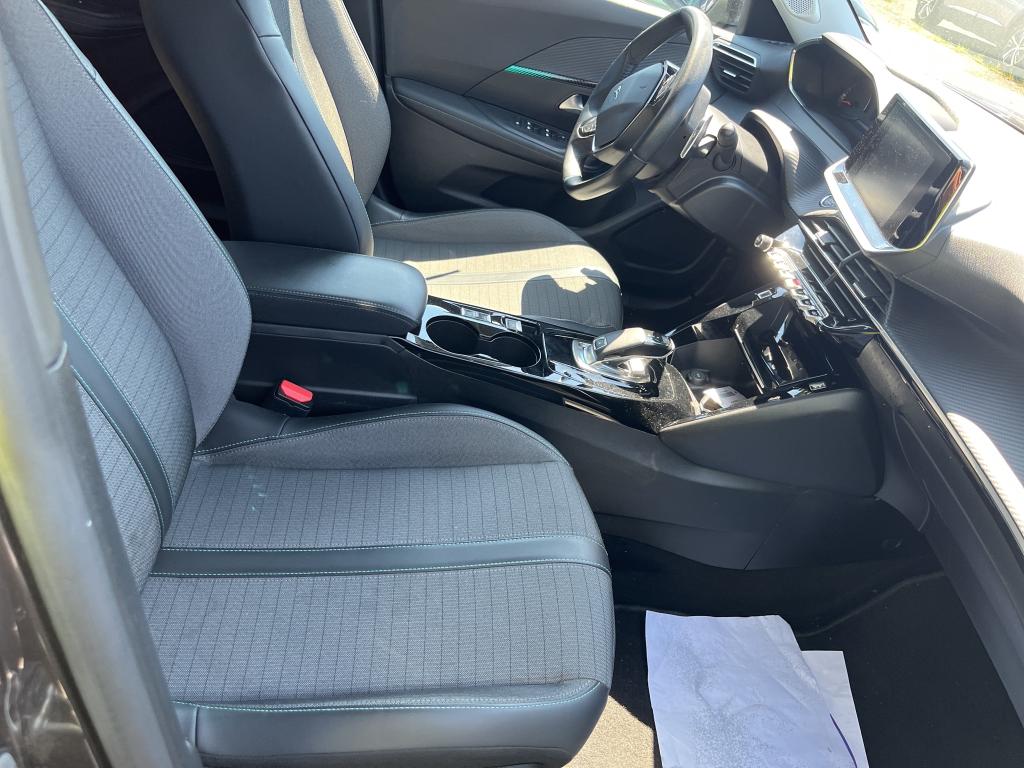 Peugeot 2008 BlueHDi 130 S&S EAT8 Allure 2021
