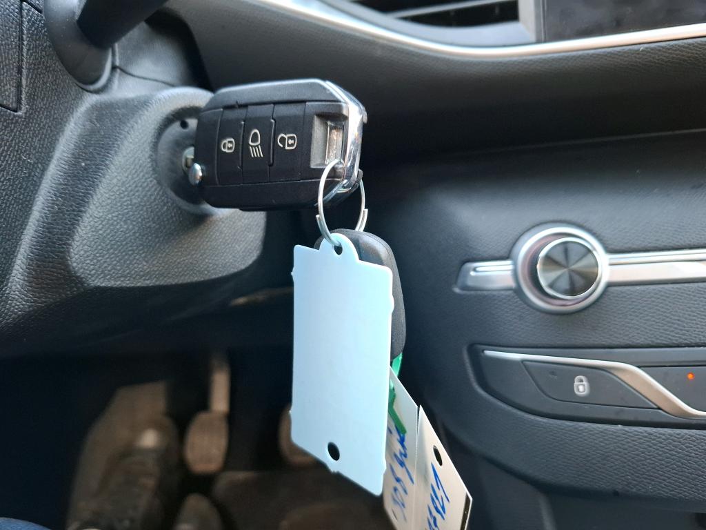 Peugeot 308 BlueHDi 130ch S&S BVM6 Active Business 2020