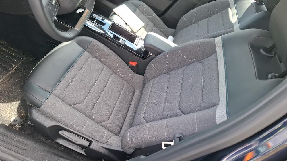 Foto Citroën C4 X 10