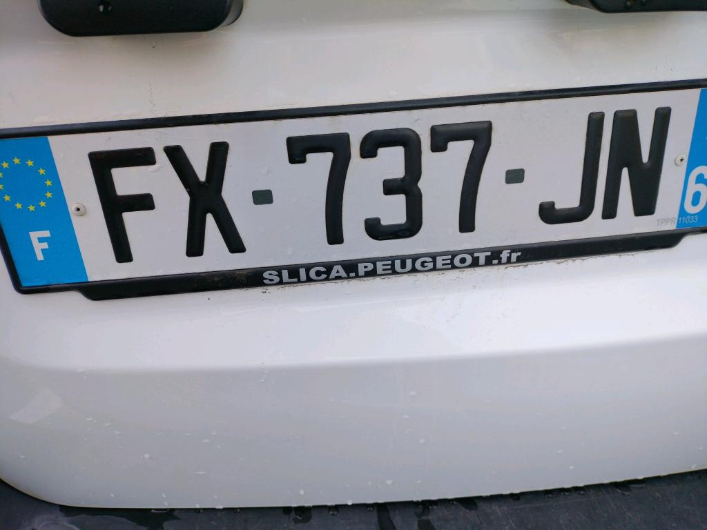 Peugeot EXPERT FGN TOLE STANDARD 2.0  BLUEHDI 120 S&S BVM6 PREMIUM 2021