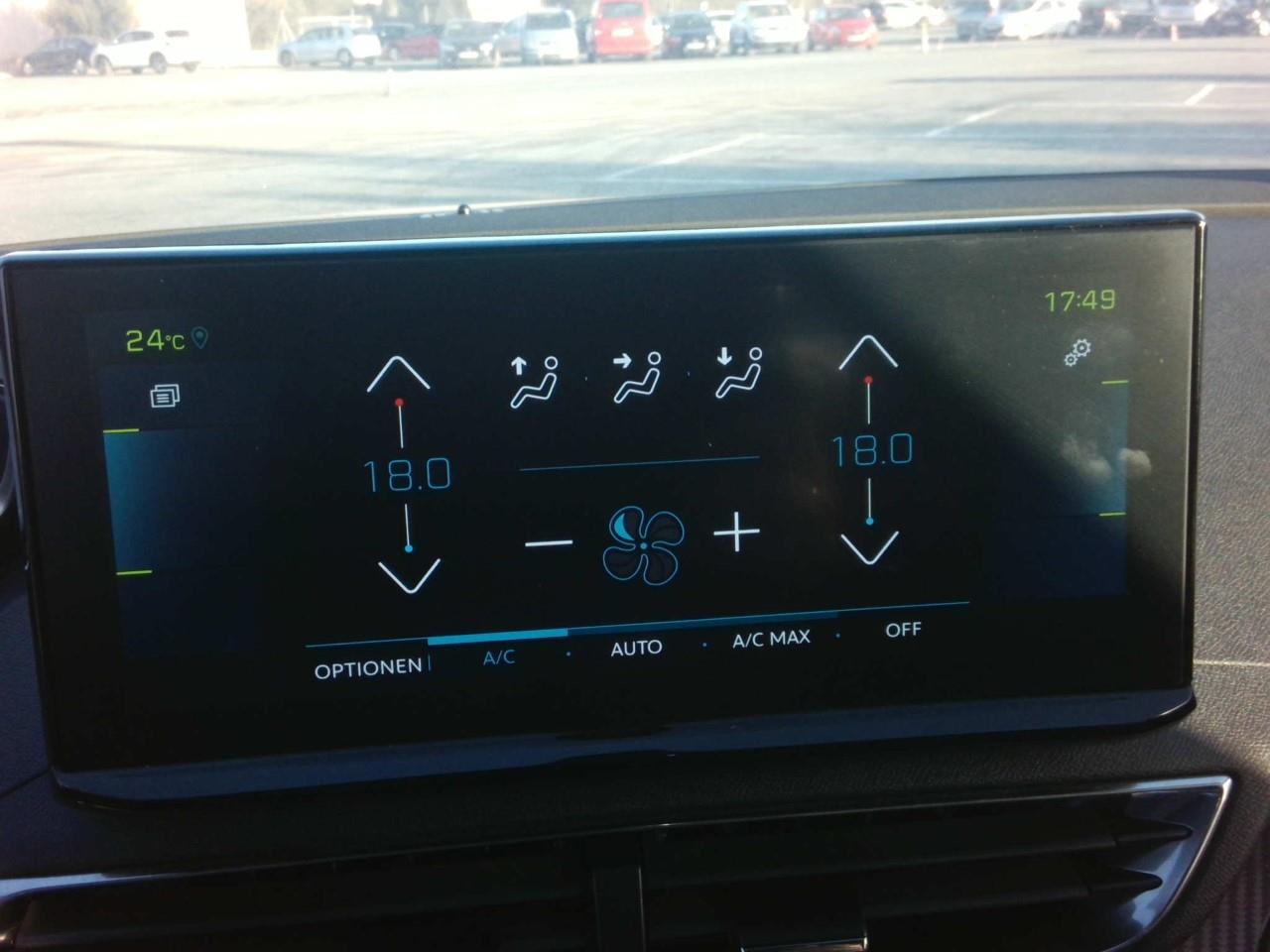 Foto Peugeot 3008 Plug-in Hybrid 7