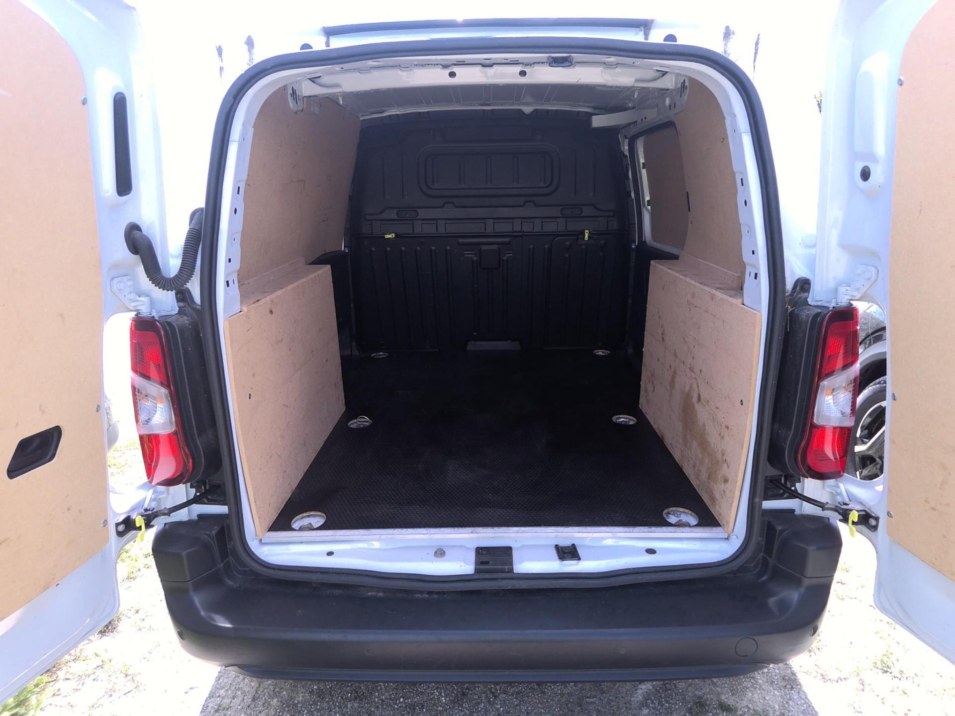 Peugeot PARTNER FOURGON M 950 KG BLUEHDI 100 S&S BVM6  2023