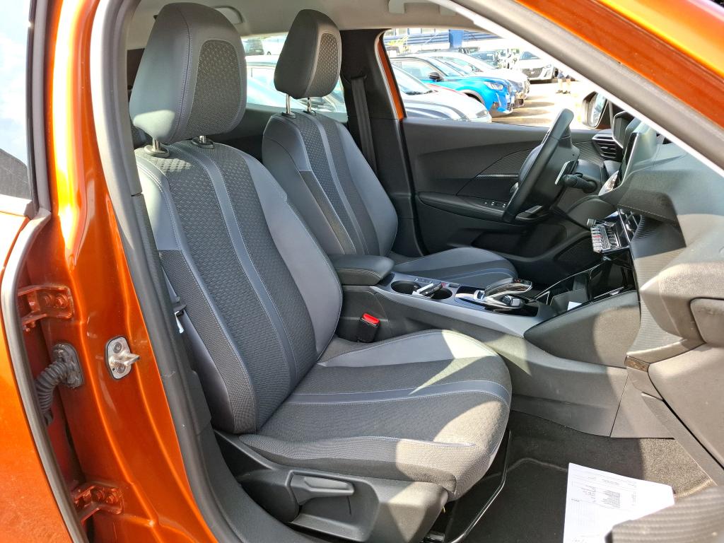 Peugeot 2008 PureTech 130 S&S EAT8 Allure 2020