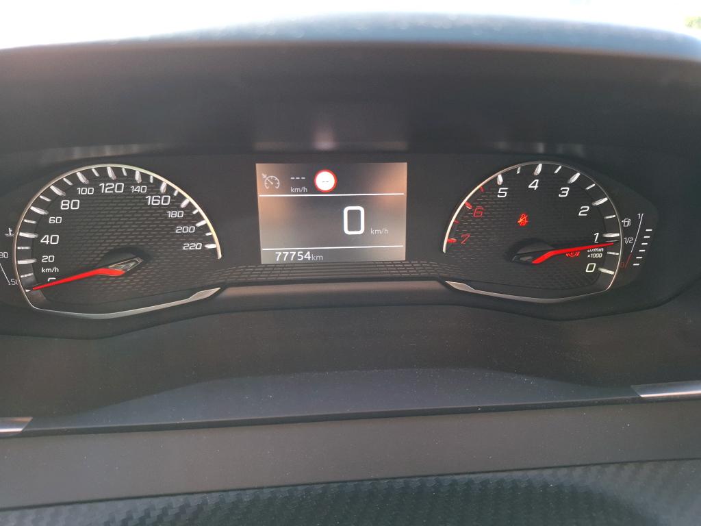 Peugeot 208 BlueHDi 100 S&S BVM6 Active Business 2021
