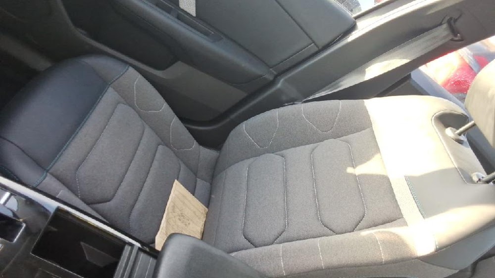 Foto Citroën C4 X 8