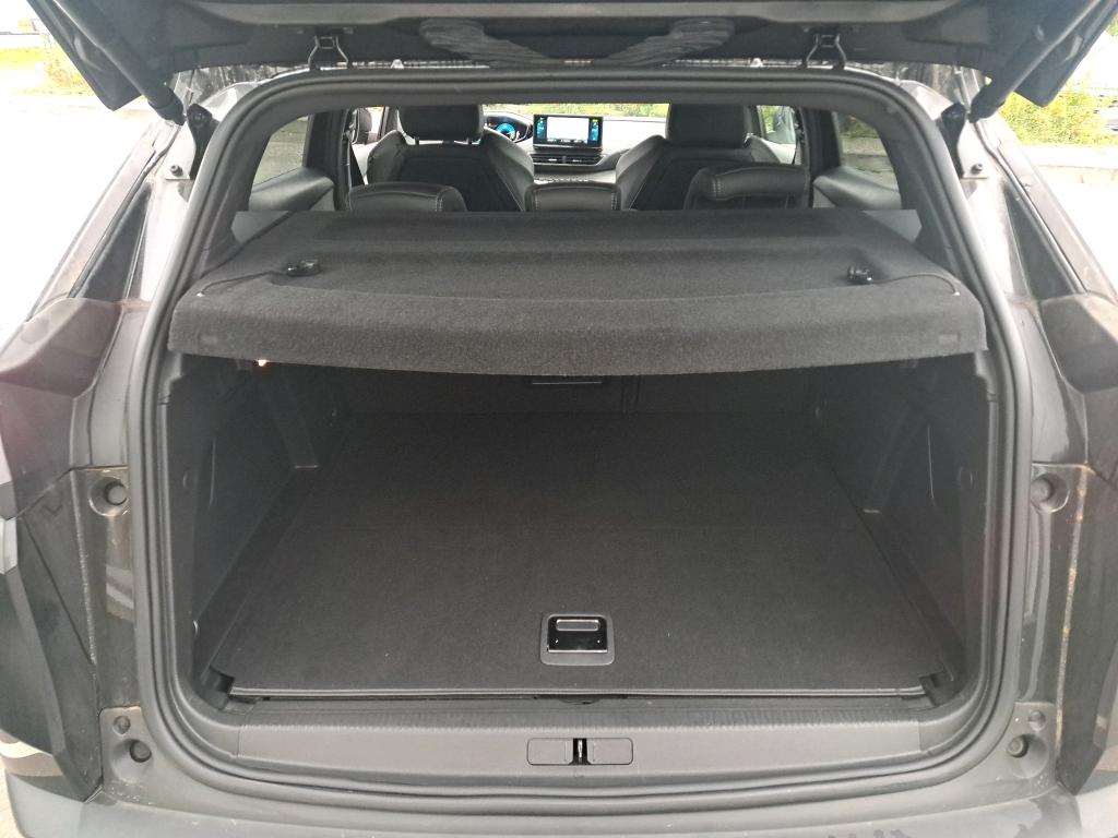 Peugeot 3008 Hybrid4 300 e-EAT8 GT Pack 2022