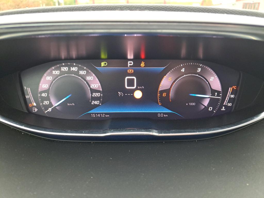 Peugeot 3008 BlueHDi 130ch S&S EAT8 Active Business 2021