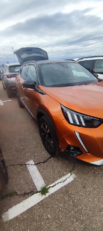 Foto Peugeot 2008 4