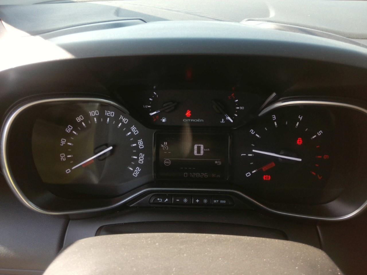 Foto Citroën C3 Aircross 10