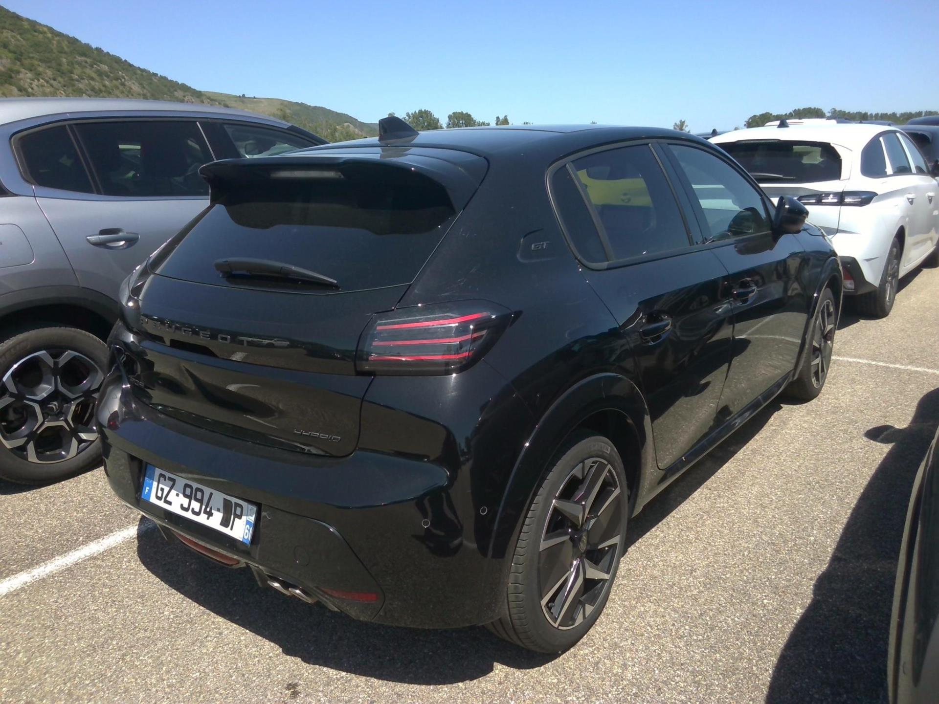 Peugeot 208 Hybrid 136 e-DCS6 GT 2024