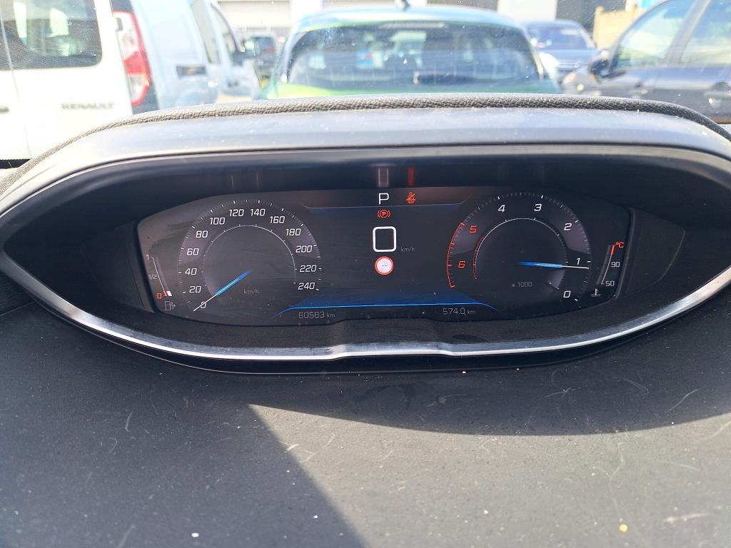 Peugeot 3008 BlueHDi 130ch S&S EAT8 Active Pack 2022