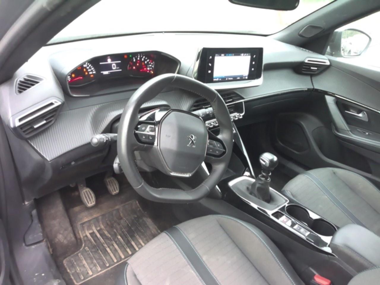 Foto Peugeot 2008 3