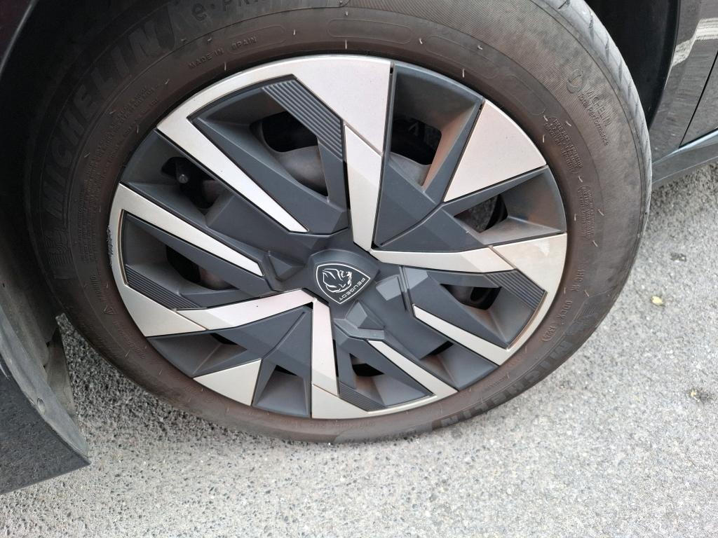 Peugeot 208 Hybrid 110 ch e-DCS6 Style 2025