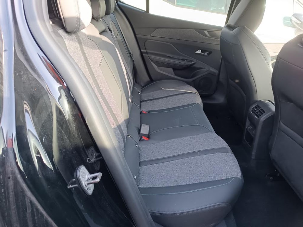 Foto Peugeot 408 9