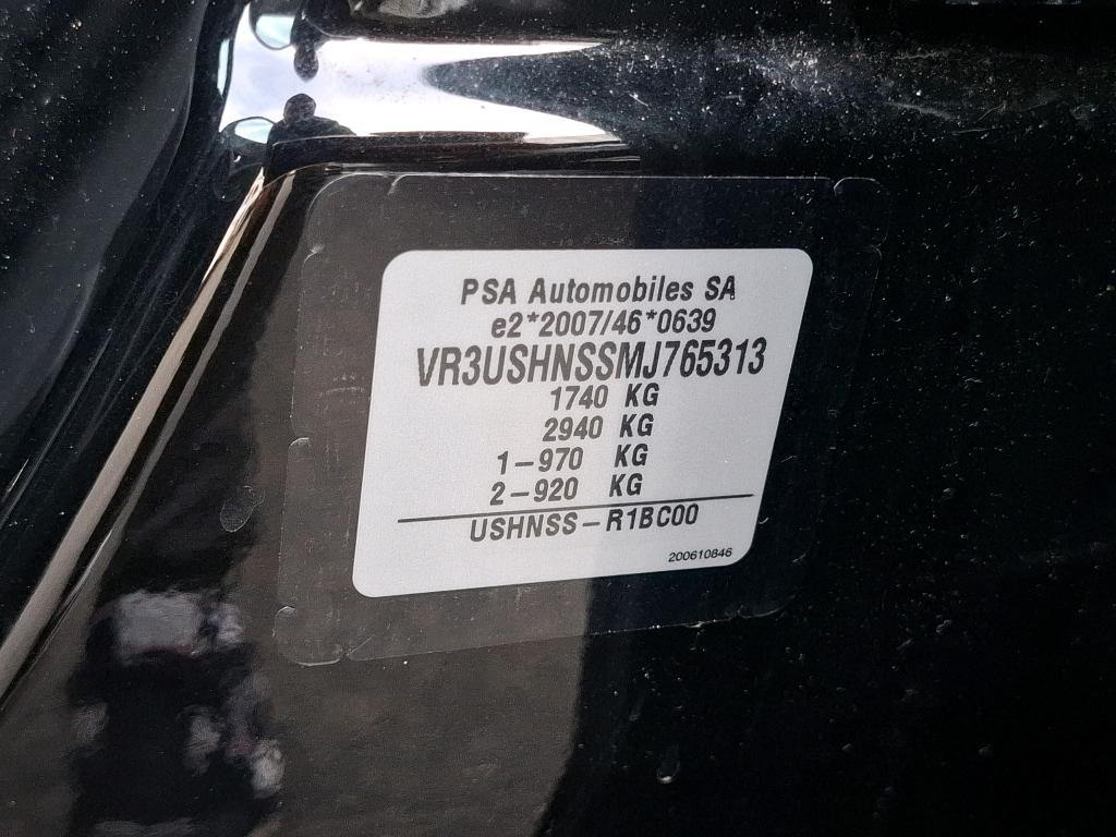 Peugeot 2008 PureTech 130 S&S EAT8 GT 2021